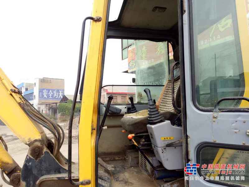 山西出售转让二手8500小时2006年现代R55挖掘机