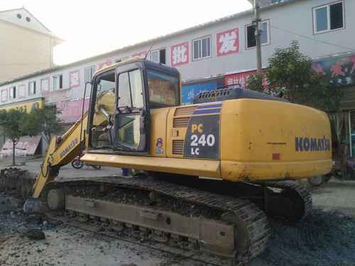 陕西出售转让二手4487小时2012年小松PC240挖掘机