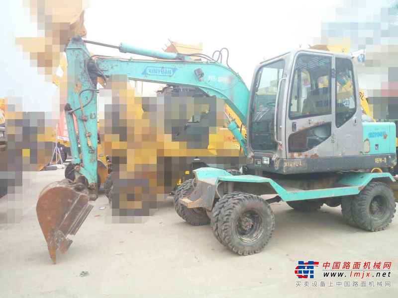 陕西出售转让二手3000小时2012年新源机械轮挖65W挖掘机
