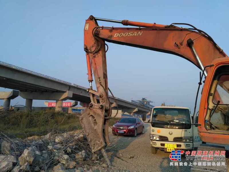 江西出售转让二手12452小时2008年斗山DH220LC挖掘机