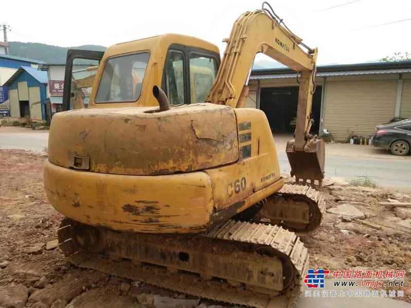 云南出售转让二手9419小时2008年小松PC60挖掘机