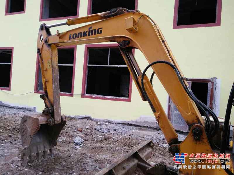云南出售转让二手9160小时2010年龙工LG6060挖掘机
