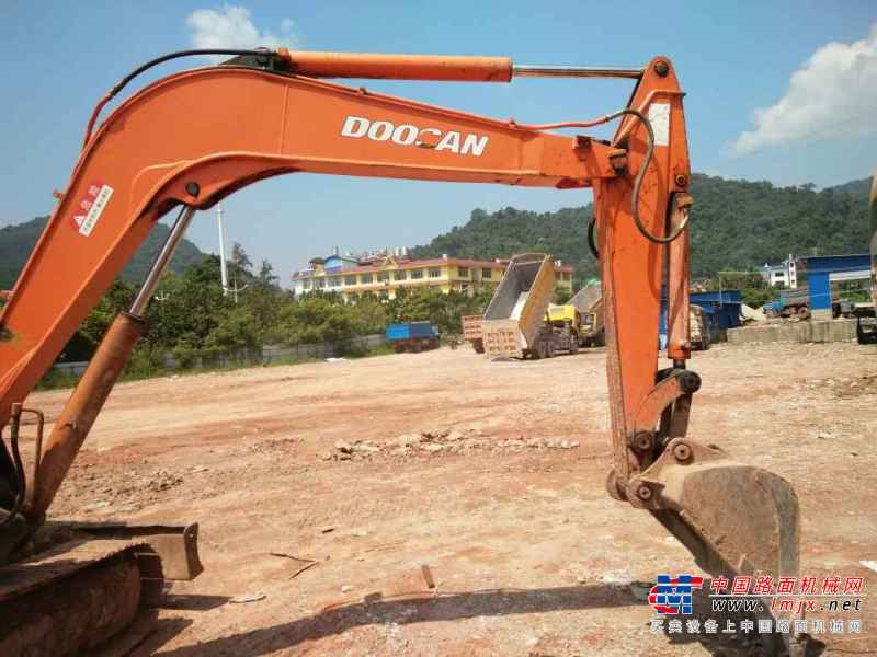 云南出售转让二手10000小时2006年斗山DH55挖掘机