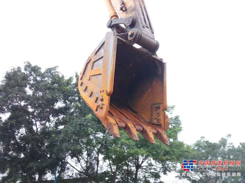 云南出售转让二手9000小时2010年现代R225LC挖掘机