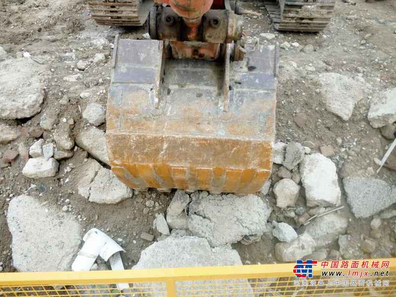 山西出售转让二手12000小时2006年斗山DH220LC挖掘机
