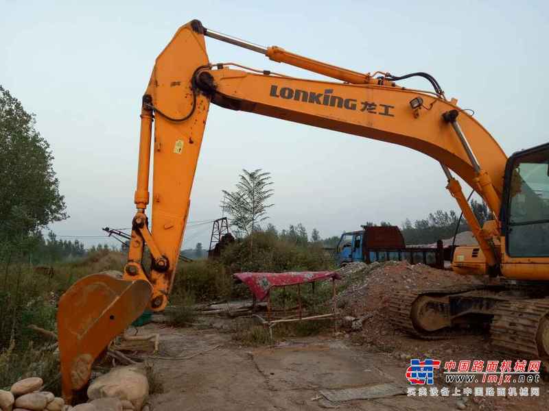 山西出售转让二手2900小时2012年龙工LG6215挖掘机