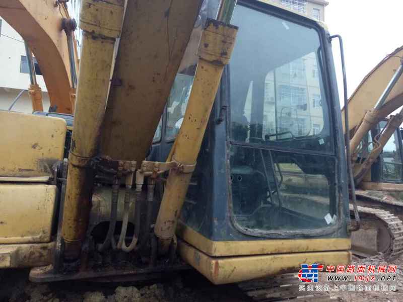 江西出售转让二手15000小时2009年小松PC120挖掘机