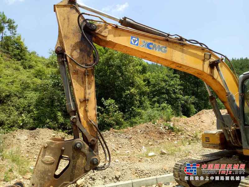 江西出售转让二手9600小时2011年徐工XE150D挖掘机
