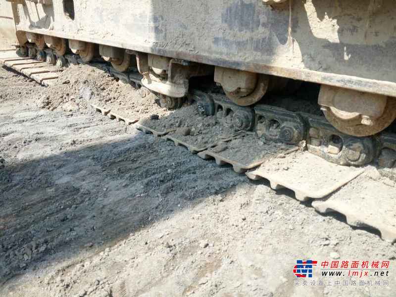 山西出售转让二手9000小时2008年日立ZX240挖掘机