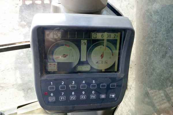 山西出售转让二手9000小时2008年日立ZX240挖掘机