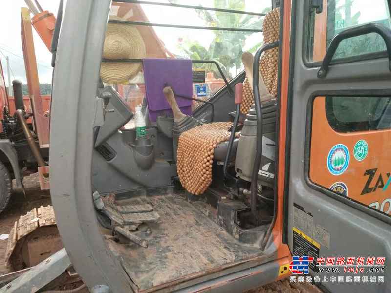 云南出售转让二手3276小时2012年日立ZX70挖掘机
