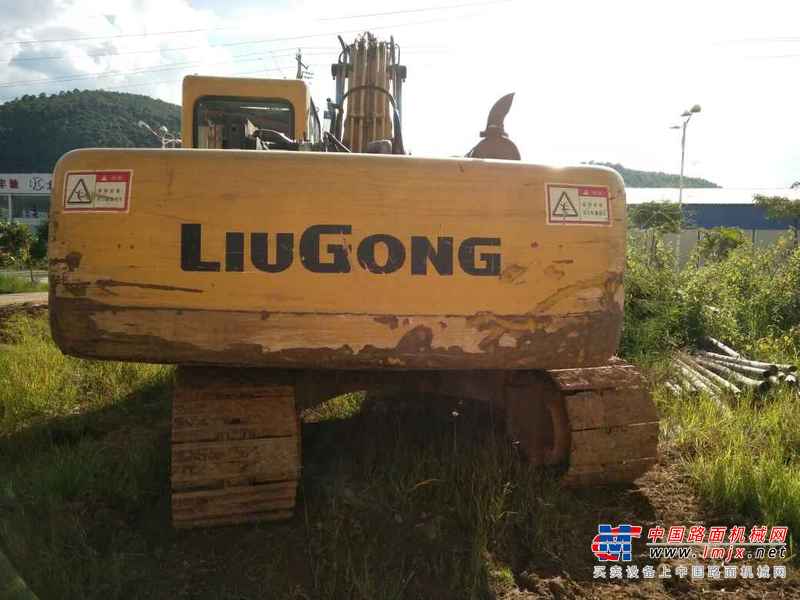 云南出售转让二手16340小时2009年柳工225C挖掘机