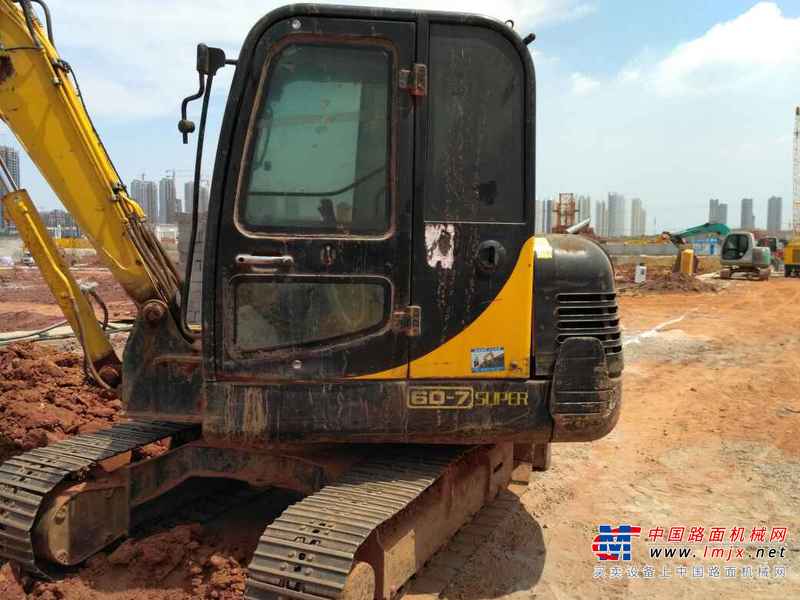 江西出售转让二手9724小时2009年现代R55挖掘机