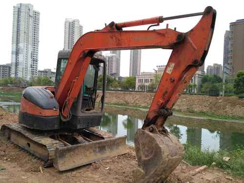 江西出售转让二手6617小时2002年日立EX55UR挖掘机