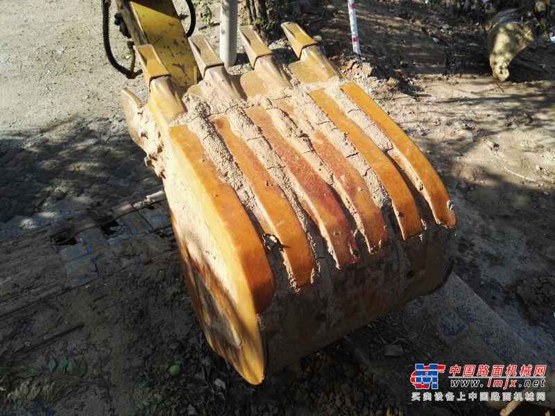 陕西出售转让二手4800小时2013年小松PC70挖掘机