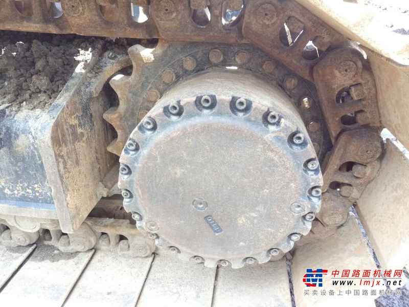云南出售转让二手1438小时2015年龙工LG6220D挖掘机