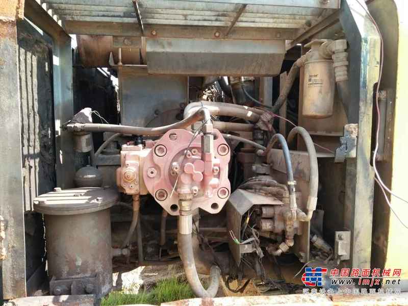 云南出售转让二手20000小时2002年住友SH200A2挖掘机