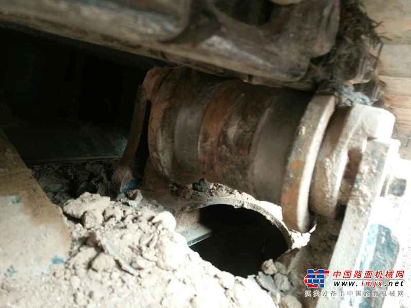 陕西出售转让二手8727小时2010年现代R60挖掘机