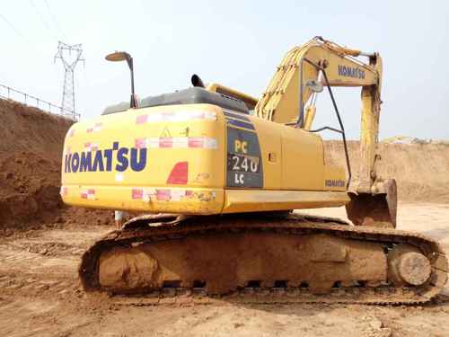 山西出售转让二手3600小时2013年小松PC210挖掘机
