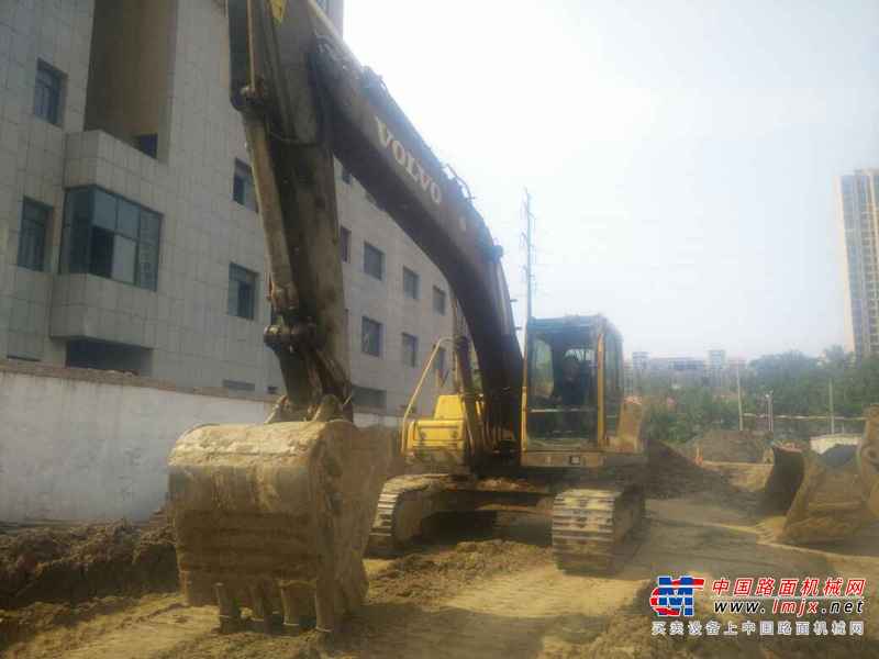 陕西出售转让二手10000小时2009年沃尔沃EC210BLC挖掘机
