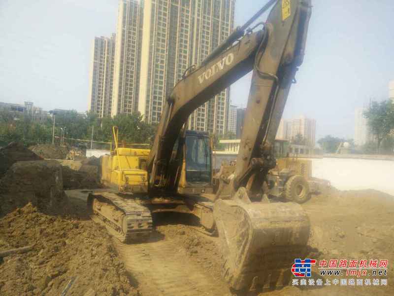 陕西出售转让二手10000小时2009年沃尔沃EC210BLC挖掘机