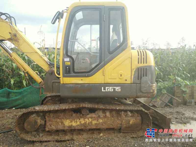 云南出售转让二手4000小时2013年临工LG665挖掘机