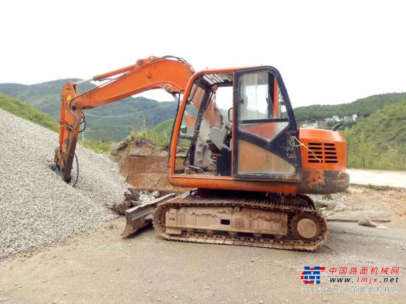 云南出售转让二手8182小时2009年斗山DH70挖掘机