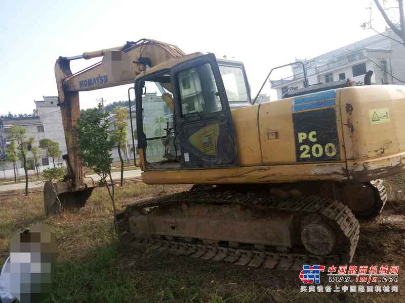 江西出售转让二手12000小时2004年小松PC200挖掘机