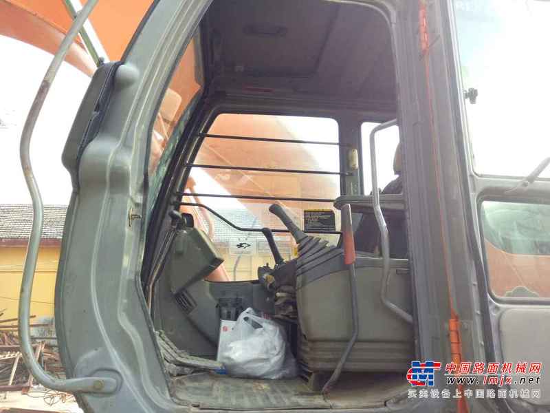 山西出售转让二手12000小时2005年日立ZX330挖掘机