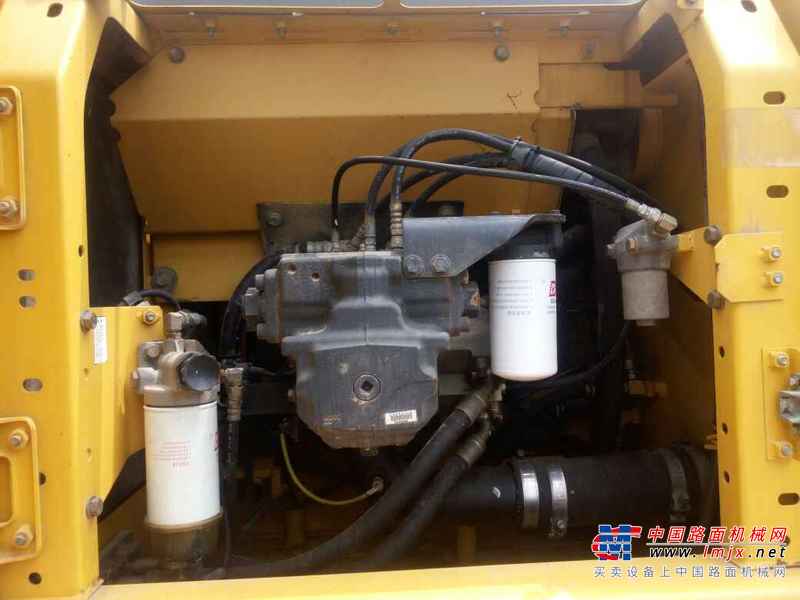 陕西出售转让二手2131小时2012年小松PC210挖掘机