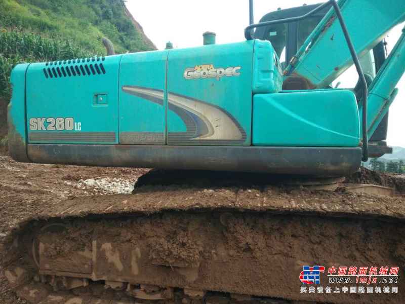 云南出售转让二手5600小时2011年神钢SK260LC挖掘机