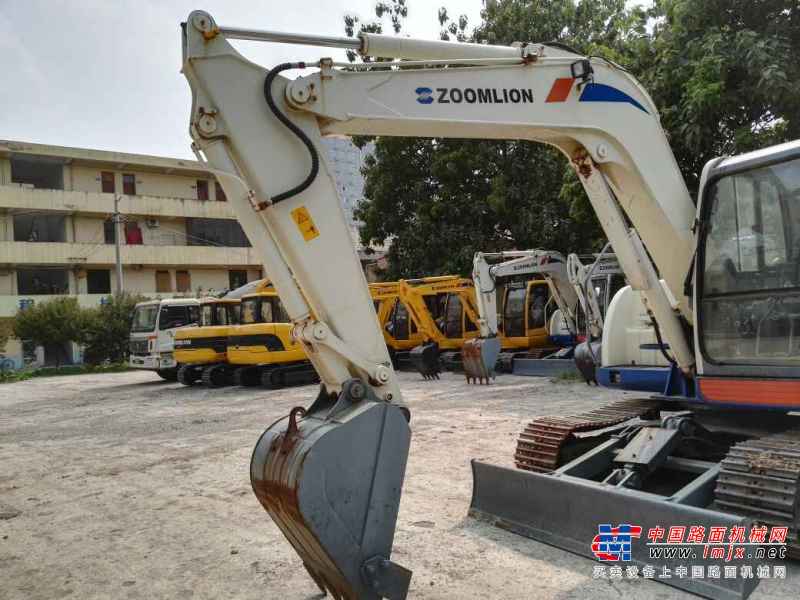 陕西出售转让二手10小时2011年中联重科ZE80E挖掘机