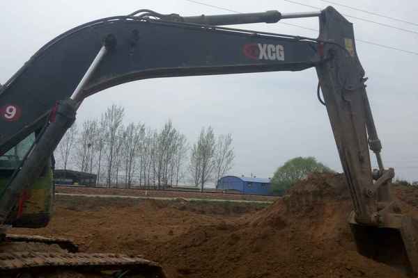河南出售转让二手10000小时2008年徐挖XCG210LC挖掘机