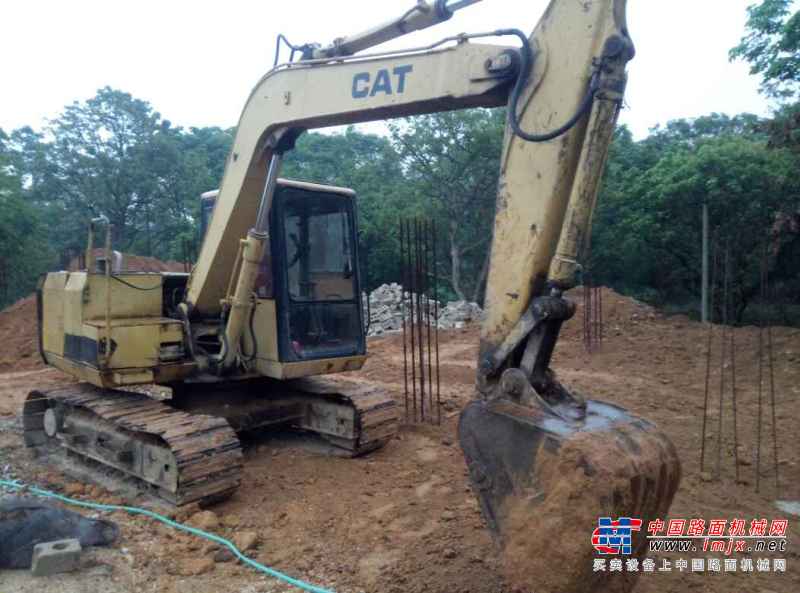 广东出售转让二手18000小时2003年卡特彼勒E70B挖掘机