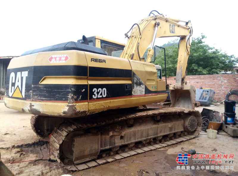 广东出售转让二手18000小时2003年卡特彼勒320V2挖掘机