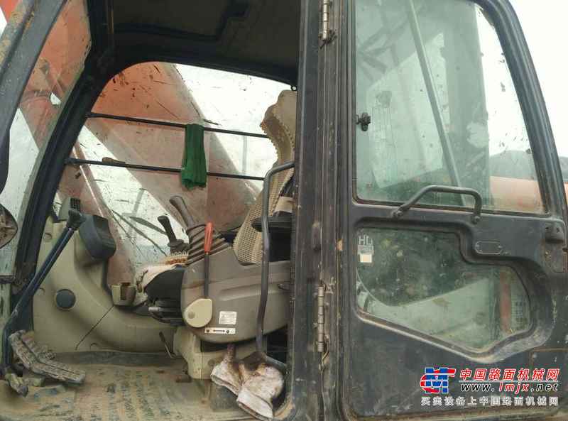 陕西出售转让二手9419小时2010年日立ZX240挖掘机