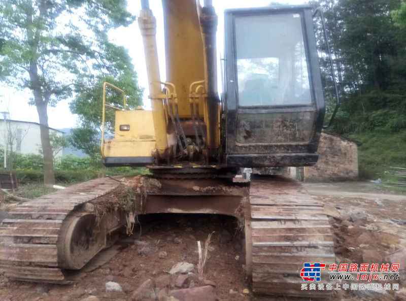 广东出售转让二手15000小时2003年住友SH210挖掘机