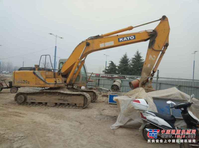 河南出售转让二手7500小时2011年加藤HD820挖掘机