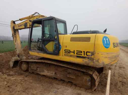 河南出售转让二手7500小时2010年住友SH210挖掘机