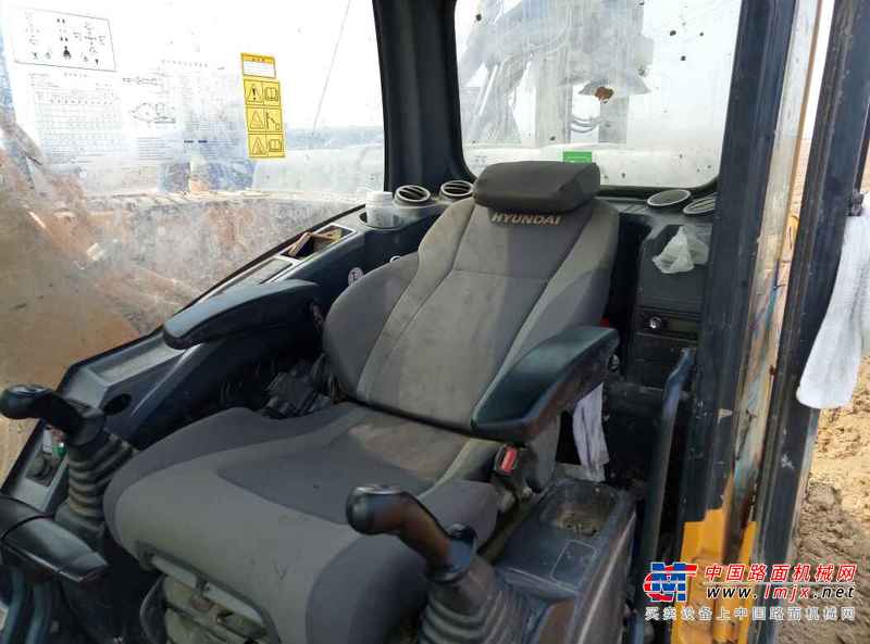 河南出售转让二手4500小时2013年现代R150LC挖掘机