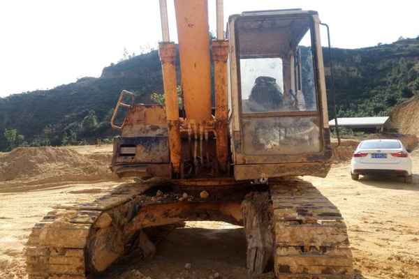 广东出售转让二手15200小时2003年小松PC120挖掘机