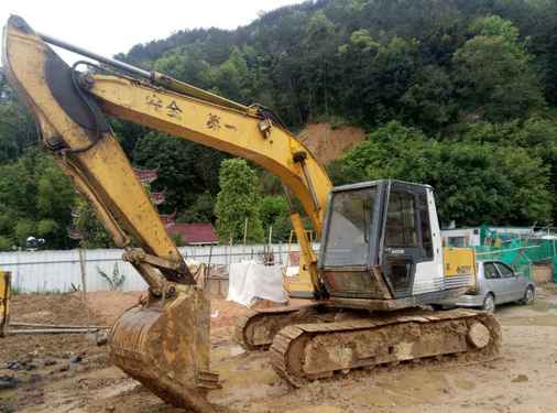 广东出售转让二手13800小时2003年住友S265F2挖掘机