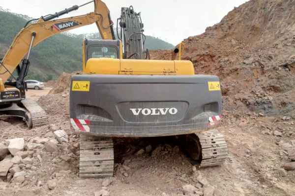 广西出售转让二手11000小时2008年沃尔沃EC210BLC挖掘机