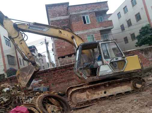广东出售转让二手15000小时2003年住友S265F2挖掘机