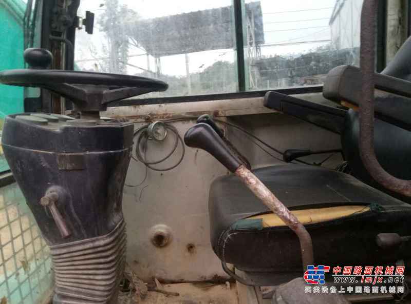 广东出售转让二手8000小时2003年新源机械XY65W挖掘机
