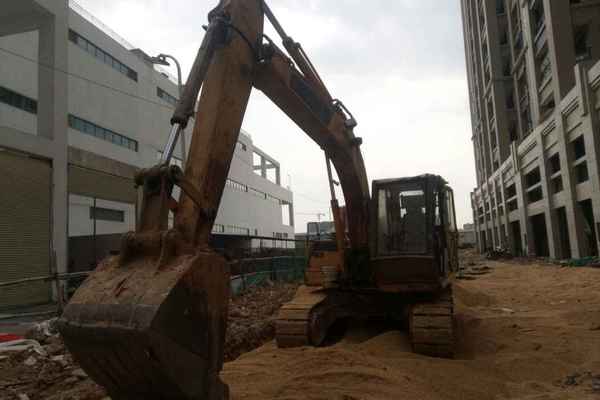 广东出售转让二手12000小时2003年住友SH265FA挖掘机