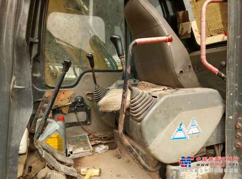 广东出售转让二手8000小时2008年小松PC60挖掘机