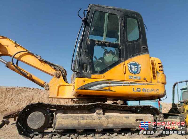 宁夏出售转让二手7000小时2011年龙工LG6065挖掘机