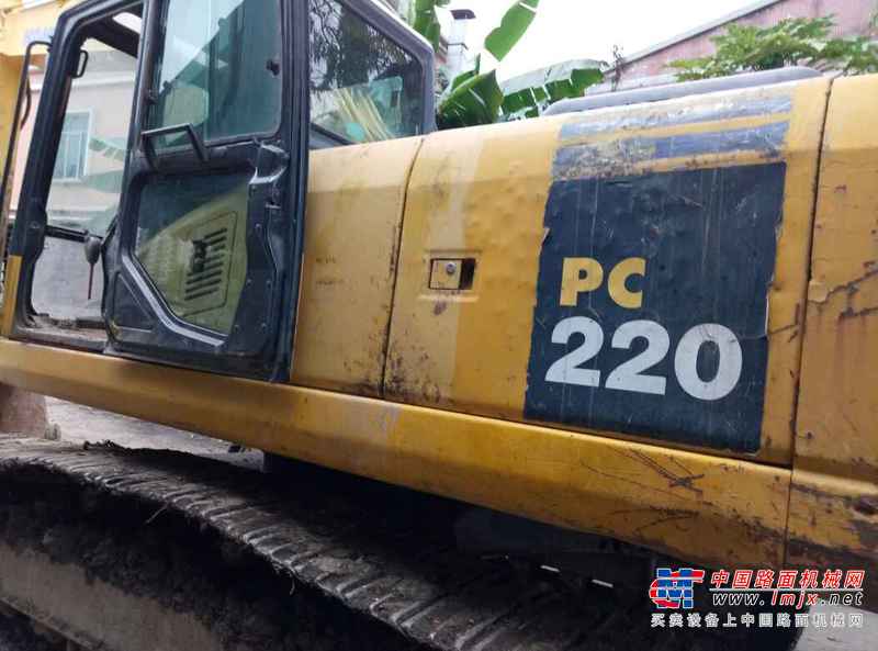 广东出售转让二手10000小时2009年小松PC200挖掘机