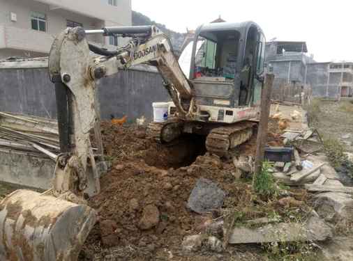 广东出售转让二手8200小时2010年山猫MX331挖掘机